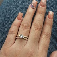 Anillo de compromiso con zirconia? - 1