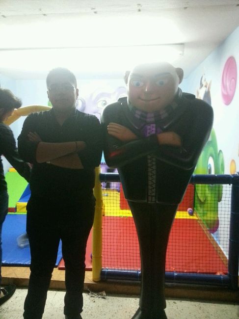 Presenten a su prometido - 1