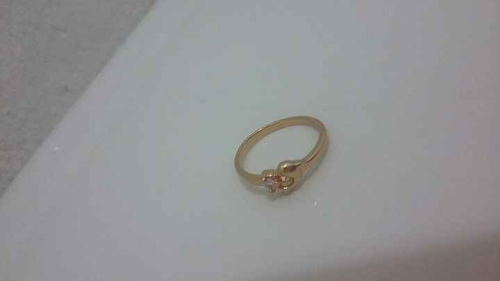 Anillo de compromiso? - 1