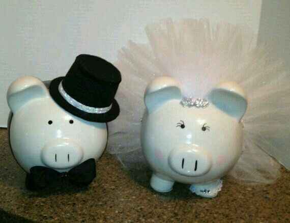 Los cochinitos que nos regalara una amiga ♥