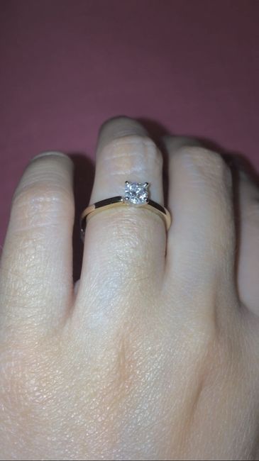 ¡Enséñanos el anillo de compromiso! 💍 7