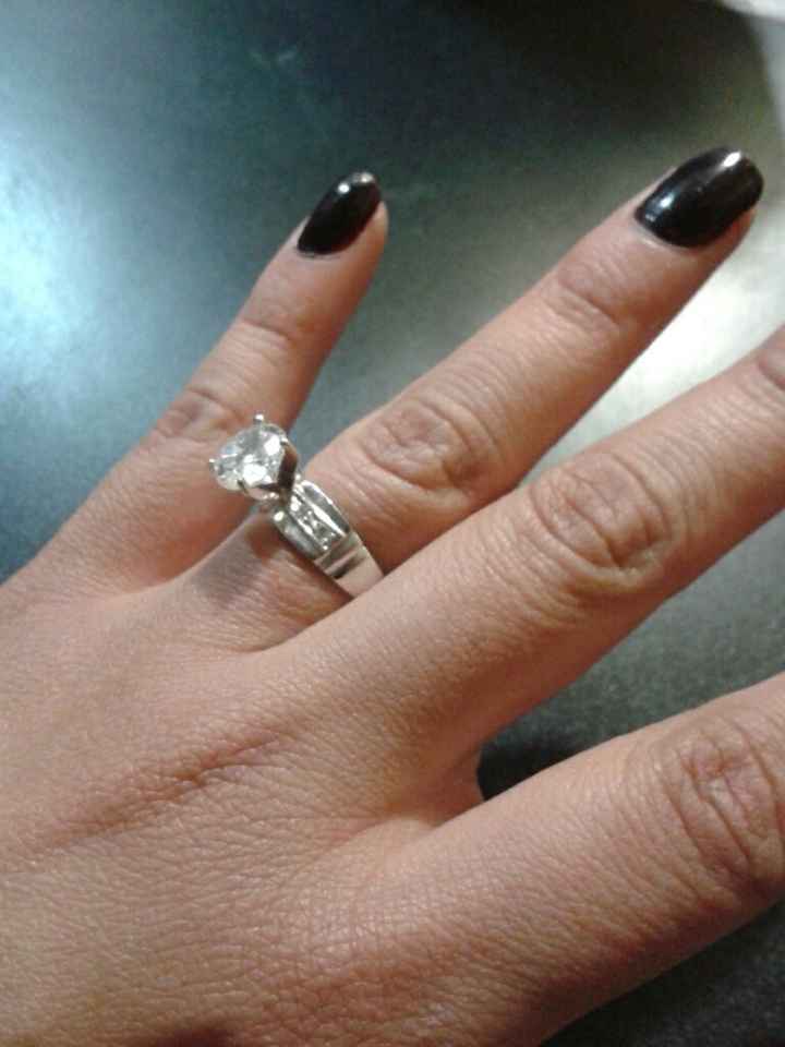 ¡Presuman sus bellos anillos! - 1