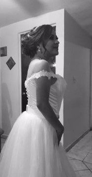 Poniéndome el Vestido