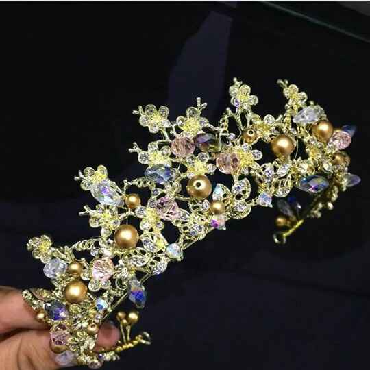 Coronas, tocados y diademas❤ - 11