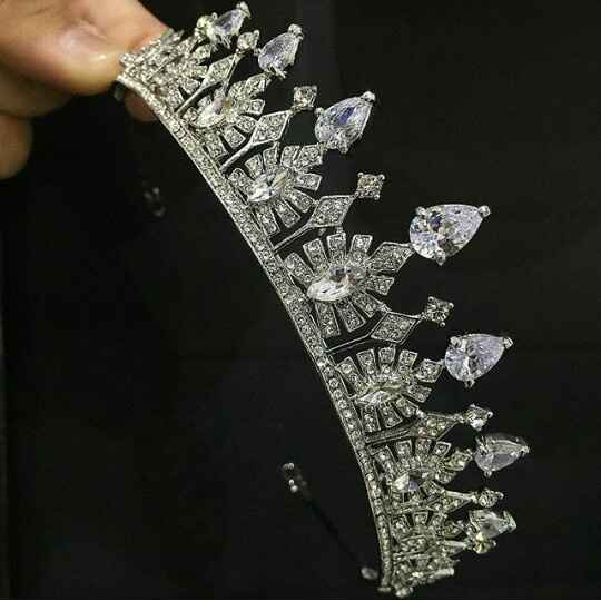 Coronas, tocados y diademas❤ - 23