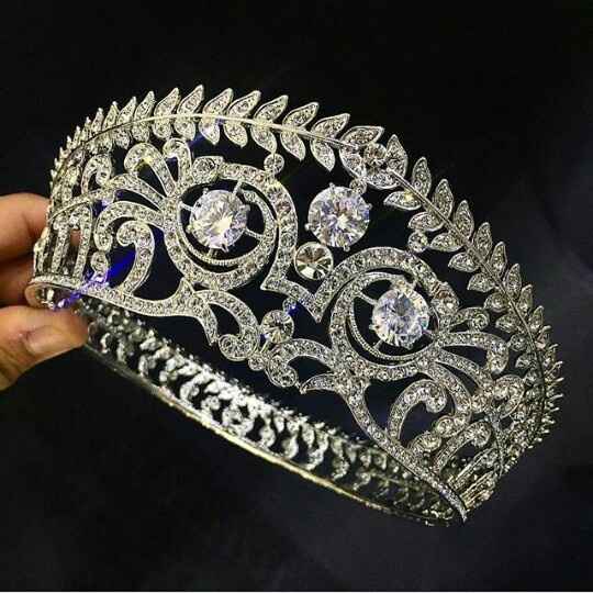 Coronas, tocados y diademas❤ - 26