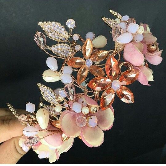 Coronas, tocados y diademas❤ - 22