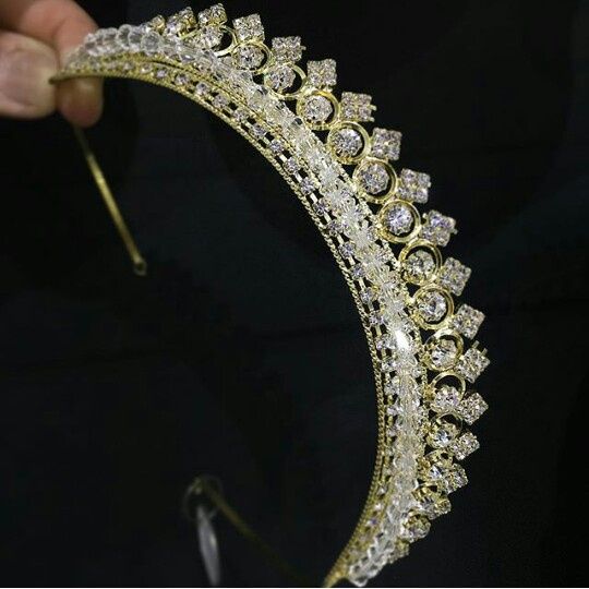 Coronas, tocados y diademas❤ - 30