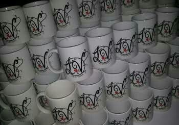Tazas personalizadas como recuerdo de boda - 2