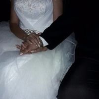 Tomados de la mano
