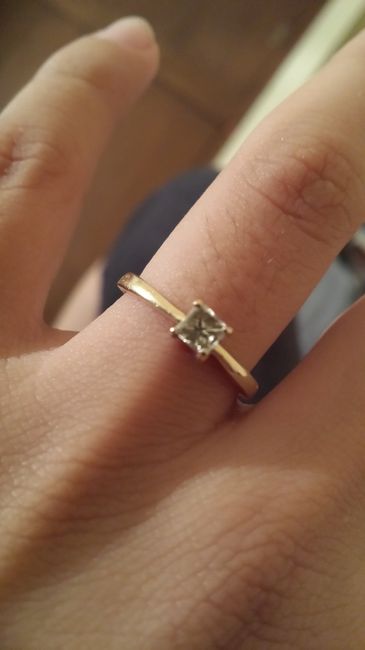 Mi anillo de compromiso - 1