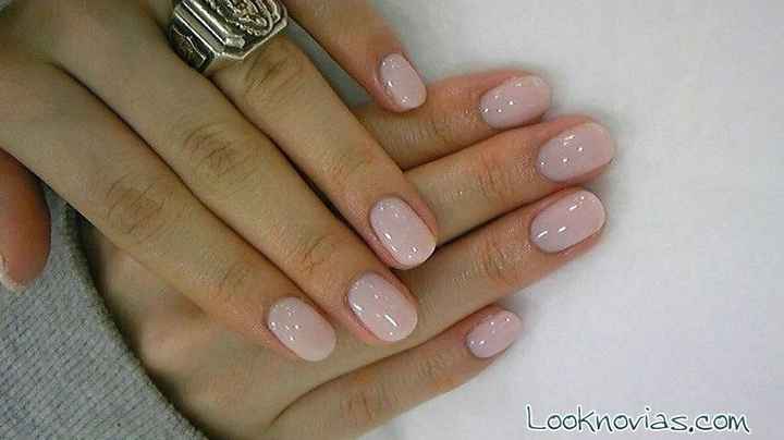 UÑAS ROSADAS