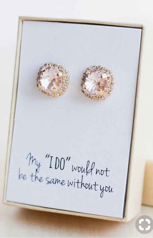 ¿como le pidieron a sus damas que fueran? - 7