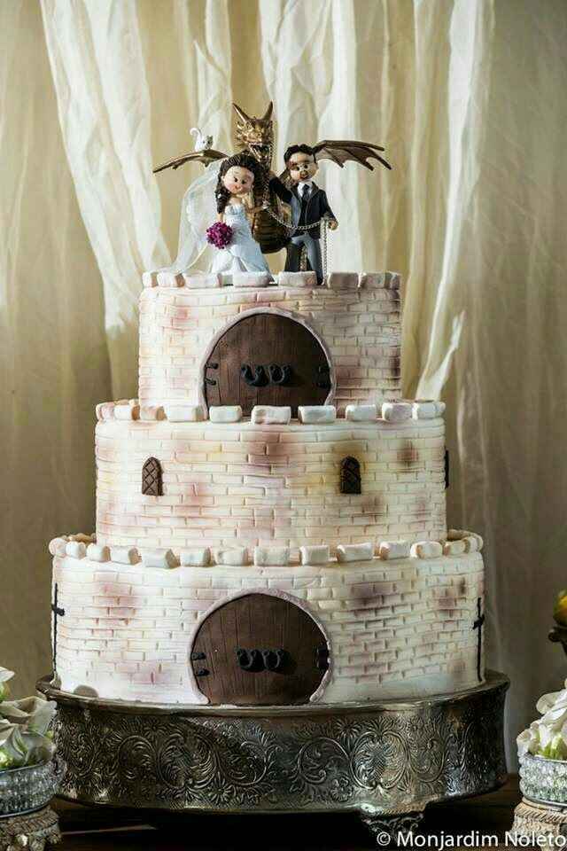 Boda medieval, pastel - 1