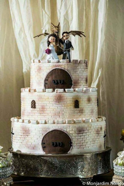 Boda medieval, pastel - 1