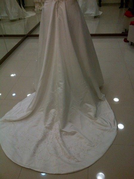 detalles de EL VESTIDO 
