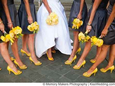 Zapatos en color "pimrose yellow" - 1