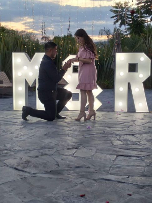 ¿Tu pareja se arrodilló cuando hizo la propuesta?🎁 - 1