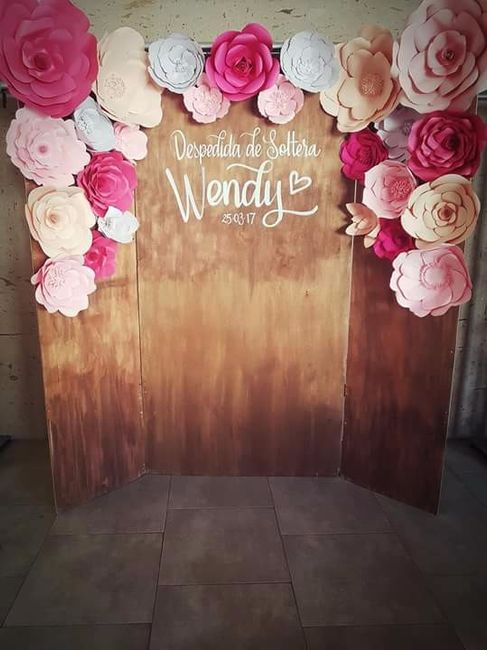 muro flores de papel 