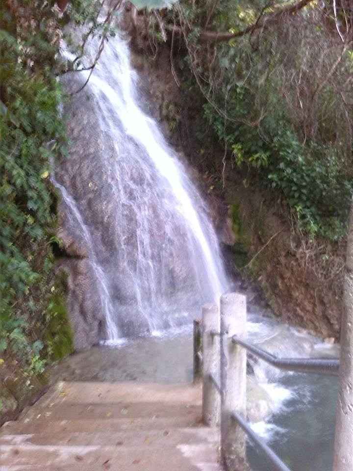 Cascadas y el agua cristalina