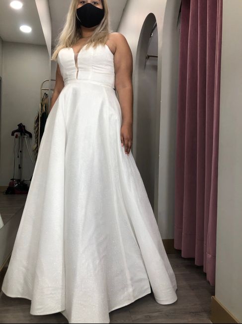 Civil y religiosa ahorita y fiesta después? o suspender 2