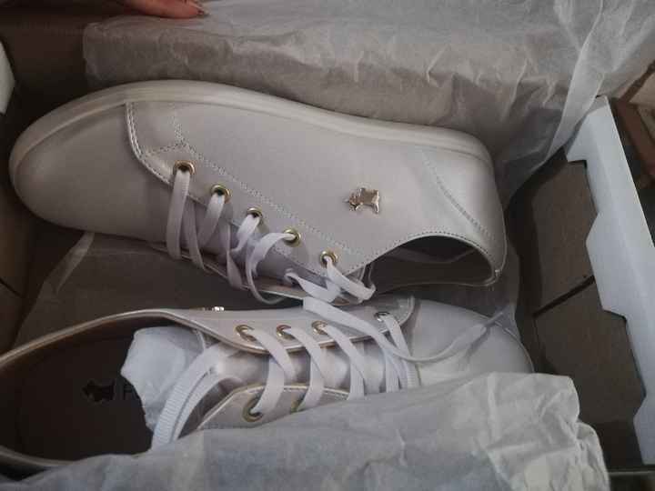 Mis tenis para mi día 😍 - 1
