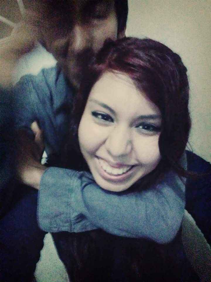 Mafer reta a los novios - 1
