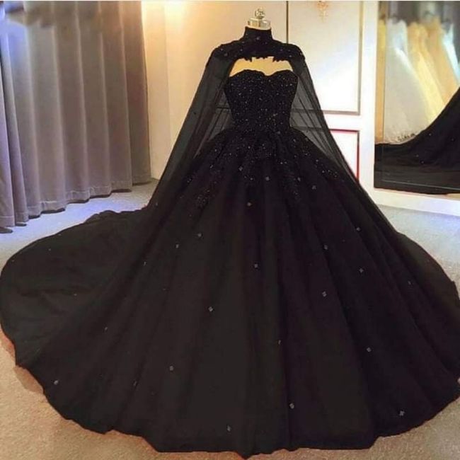 ¿Te casarías con un vestido negro? 🖤 - 1
