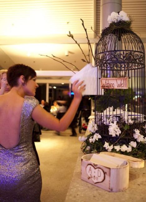 El pozo de los buenos deseos en lugar de mesa de regalos  - 2