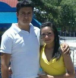Presuman a sus futuros Maridos  - 1
