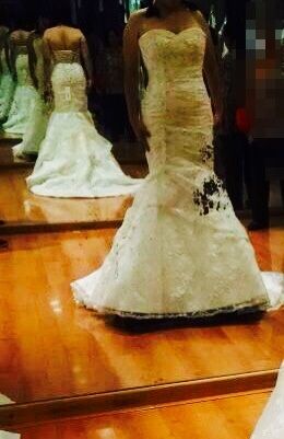 Chicas compartan su vestido de novia - 1