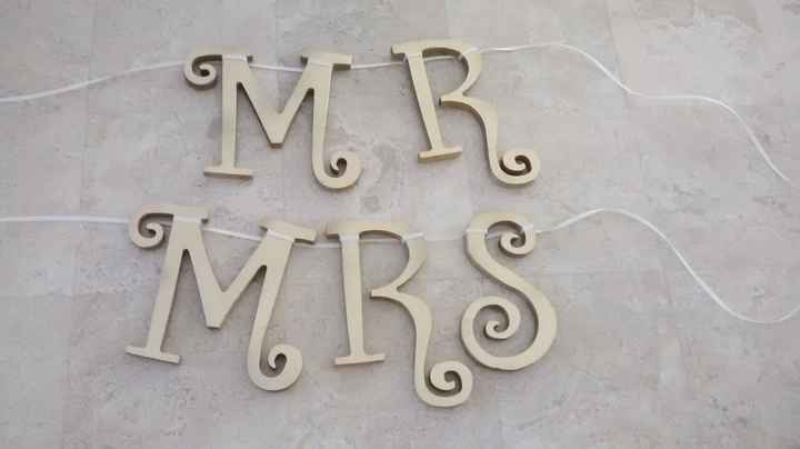 Las letras para nuestras sillas L & G  - 1