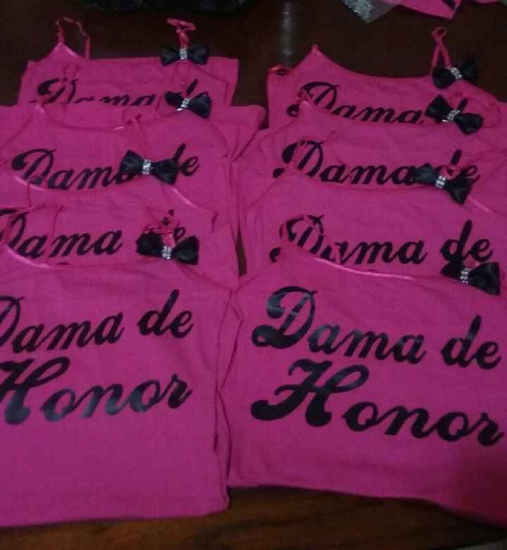 detalle de playeras para mis damas