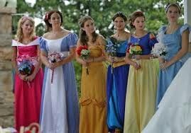 Vestidos de damas inspirados en las princesas - 2