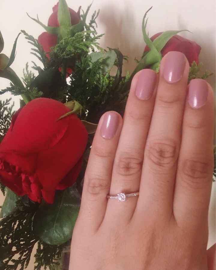 Mi hermoso Anillo de Compromiso - 1