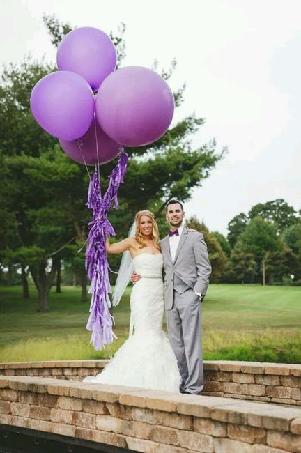 Que sera mejor decorar con flores naturales o con globos - 4