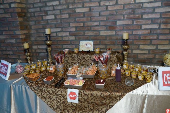 nuestra segunda mesa de postres