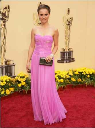 El color del vestido de mis damas es este - 2