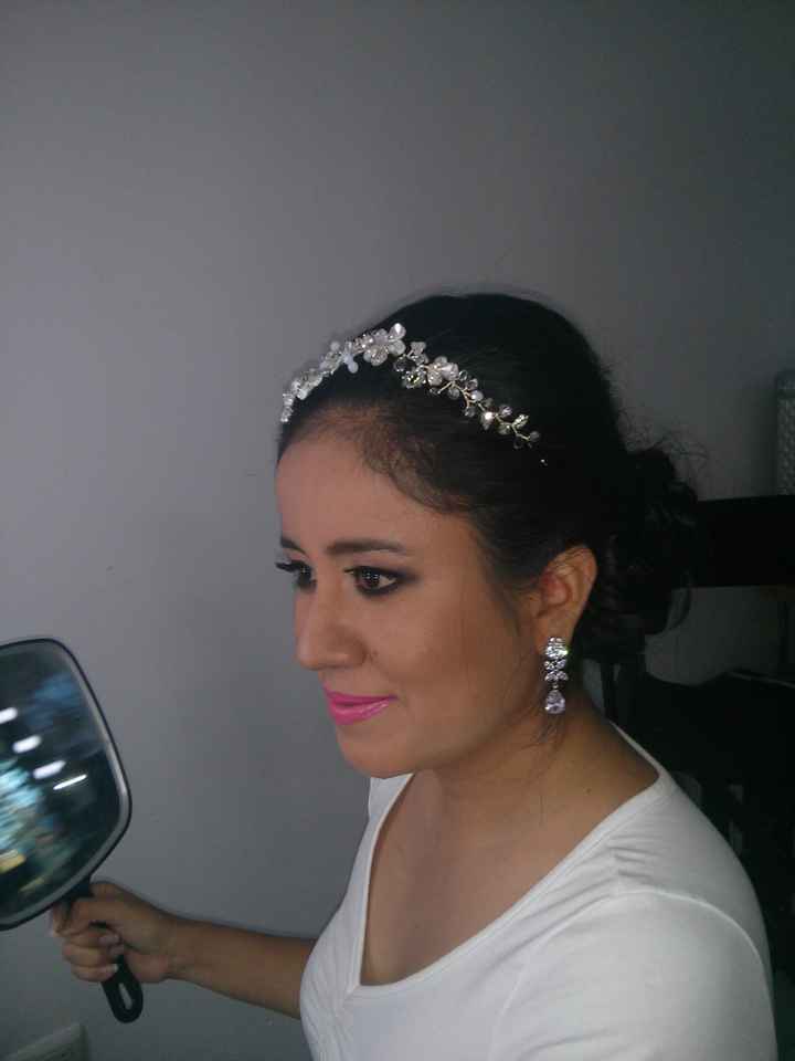 Prueba de peinado y maquillaje - 2