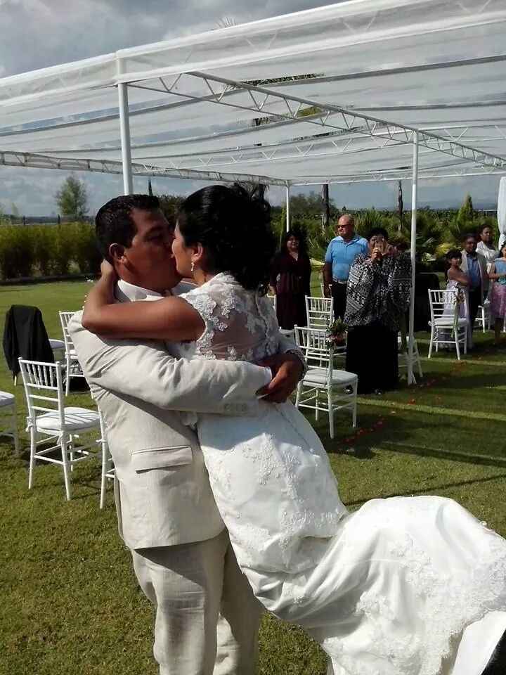 besito de recién casados