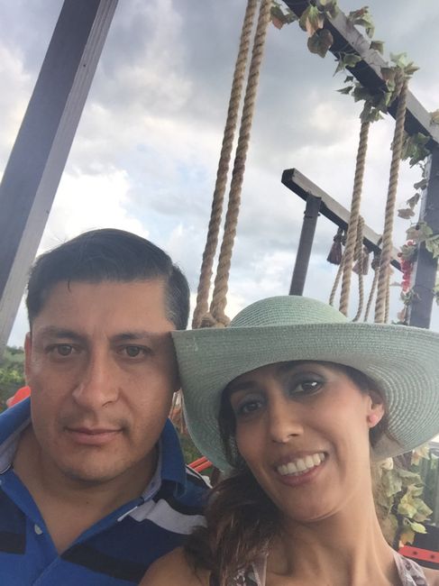 Sube una foto más antigua con tu pareja 16