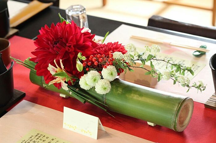 Adornar en color vino - 18