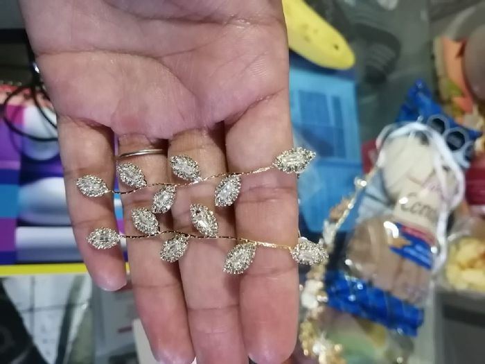🎨 El color de tus aretes ¡Gana los porta cubrebocas! 1