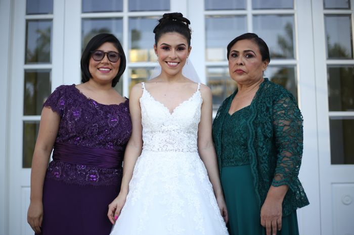 Vestidos color púrpura para mamá de la novia 💜💜 4