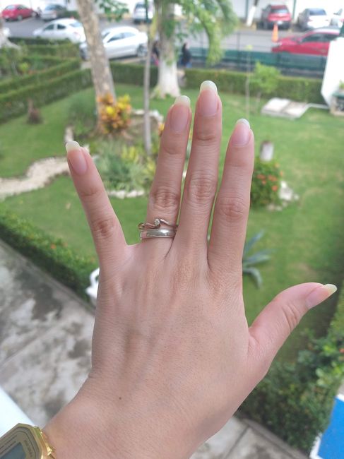 Como usan su argolla de matrimonio y anillo de compromiso 5