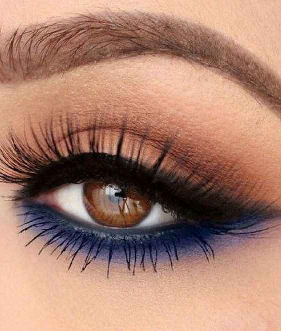 Maquillaje en tonos azules - 5