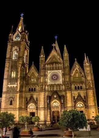 Templo expiatorio - 1
