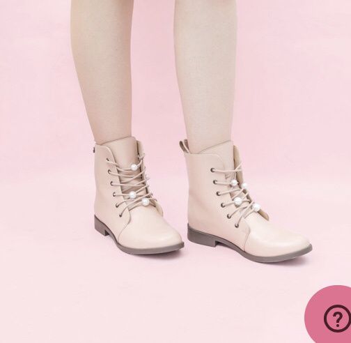 Botas y botines color rosa 22