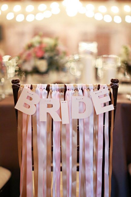 Sillas de novios con toques rosas 👰🏻💗🤵🏻 - 5