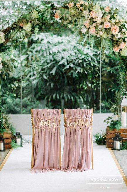 Sillas de novios con toques rosas 👰🏻💗🤵🏻 - 15